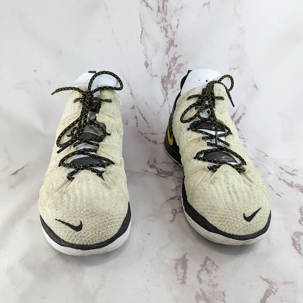 Nike LeBron 18 Lakers Home Mens 14 CQ9283-100 Amarillo Gold White Sneaker Shoe